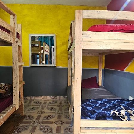 Shanti Cafe & Hostels Kasol Kültér fotó