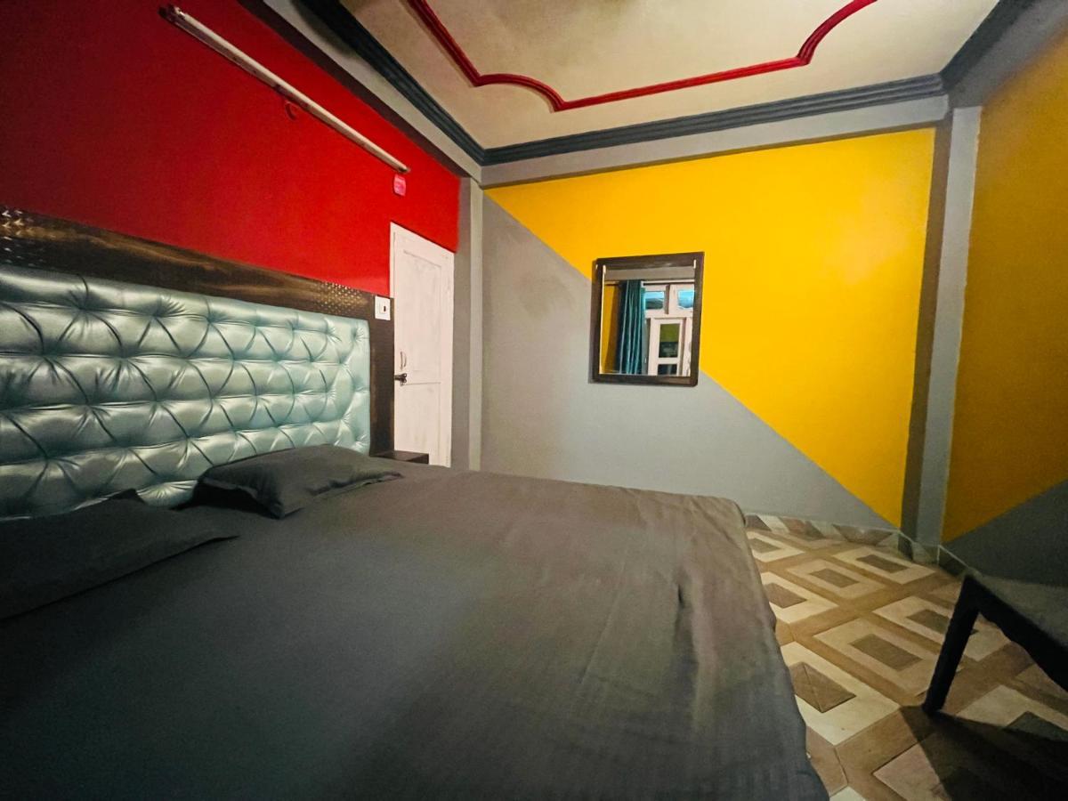 Shanti Cafe & Hostels Kasol Kültér fotó