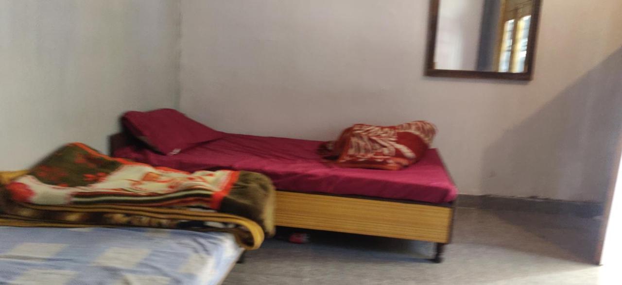 Shanti Cafe & Hostels Kasol Kültér fotó