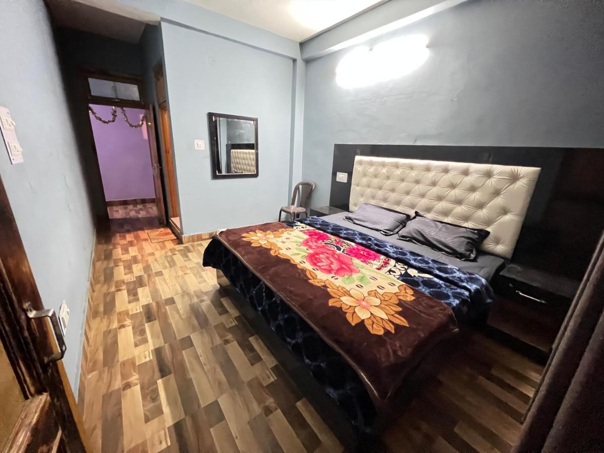 Shanti Cafe & Hostels Kasol Kültér fotó