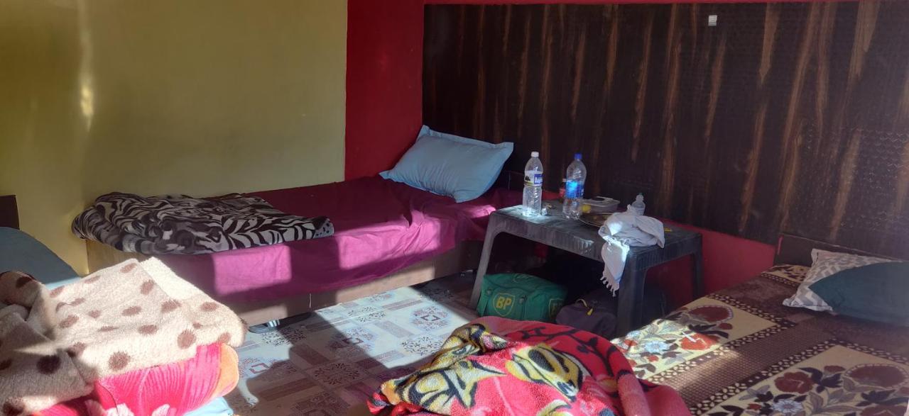 Shanti Cafe & Hostels Kasol Kültér fotó
