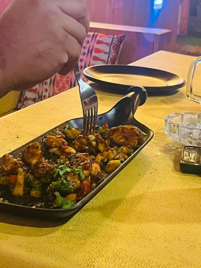Shanti Cafe & Hostels Kasol Kültér fotó