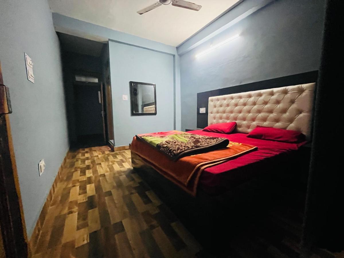 Shanti Cafe & Hostels Kasol Kültér fotó