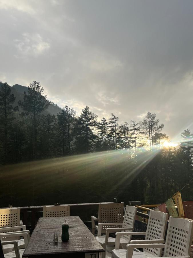 Shanti Cafe & Hostels Kasol Kültér fotó